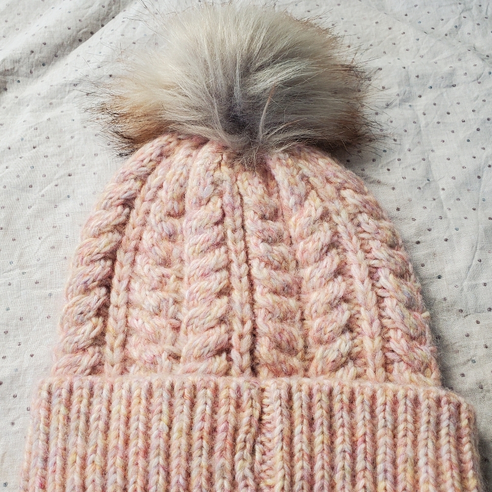 Hat - Picture 6 of 7
